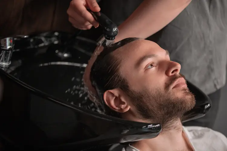 Shampoing traitant à domicile